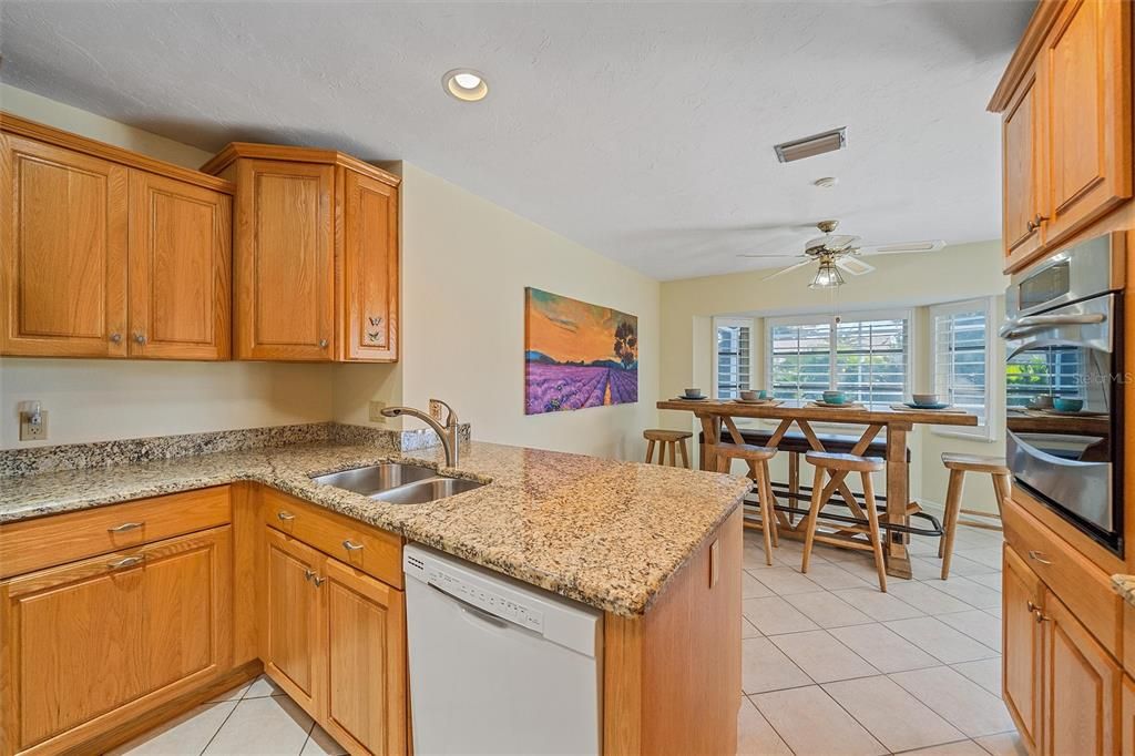 待售: $397,000 (3 贝兹, 2 浴室, 1864 平方英尺)