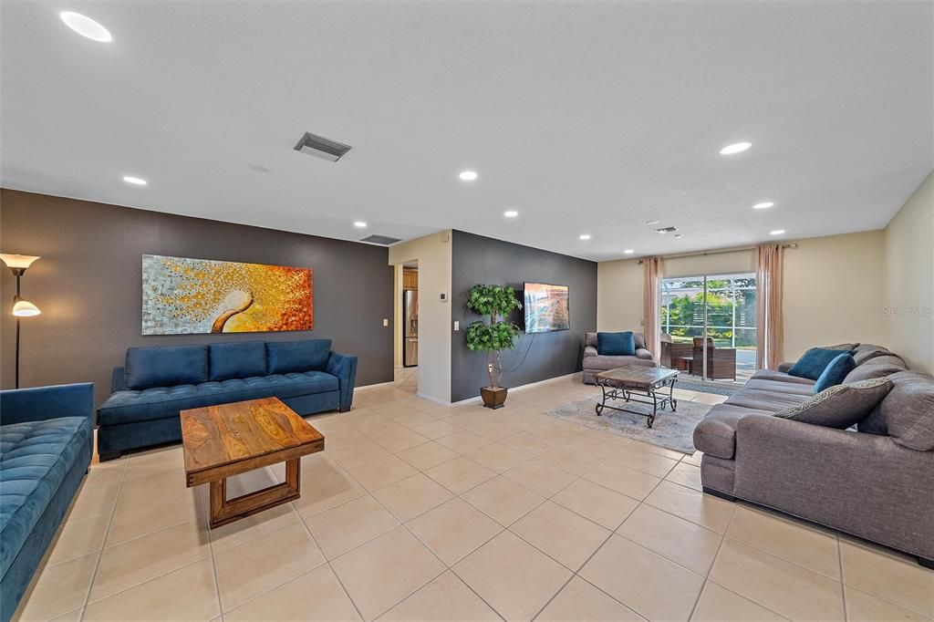 待售: $397,000 (3 贝兹, 2 浴室, 1864 平方英尺)