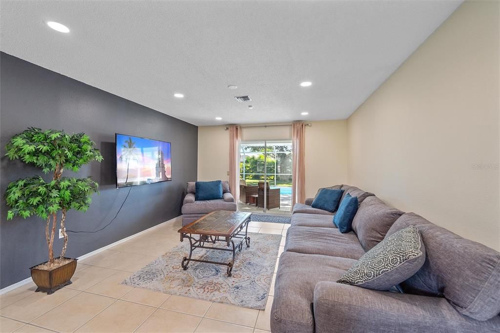 待售: $397,000 (3 贝兹, 2 浴室, 1864 平方英尺)