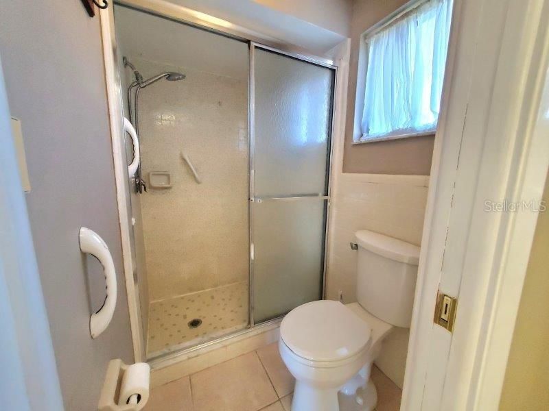 For Rent: $2,600 (3 beds, 2 baths, 2033 Square Feet)