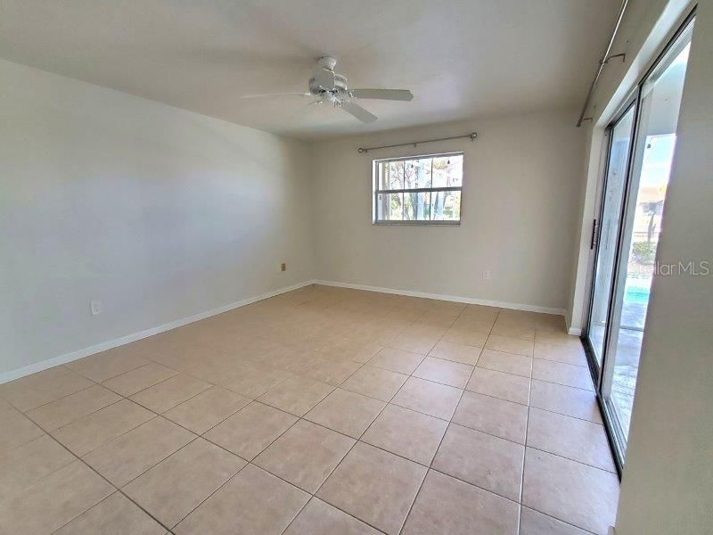 For Rent: $2,600 (3 beds, 2 baths, 2033 Square Feet)