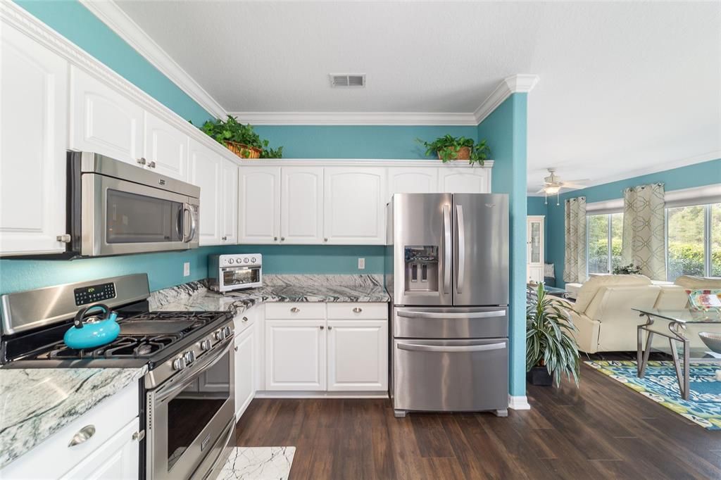 На продажу: $419,000 (3 спален, 2 ванн, 2267 Квадратных фут)