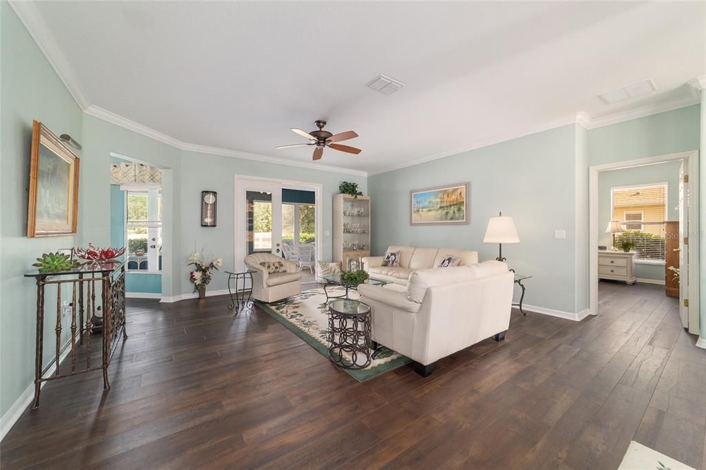 На продажу: $419,000 (3 спален, 2 ванн, 2267 Квадратных фут)