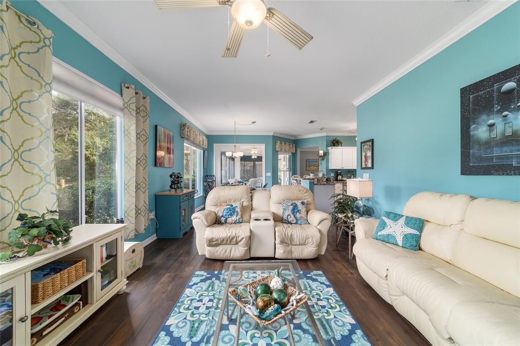 На продажу: $419,000 (3 спален, 2 ванн, 2267 Квадратных фут)