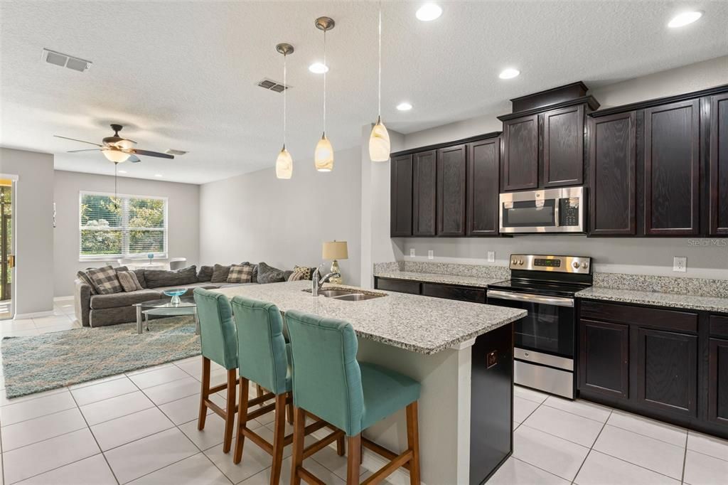 For Sale: $395,000 (3 beds, 2 baths, 1862 Square Feet)