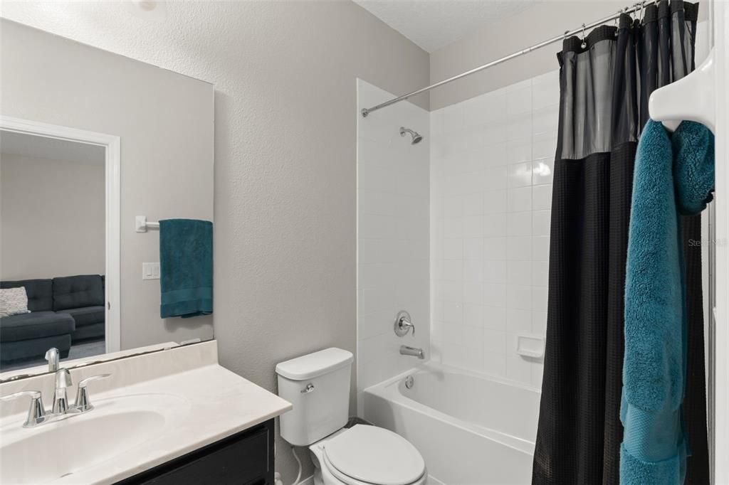 For Sale: $395,000 (3 beds, 2 baths, 1862 Square Feet)