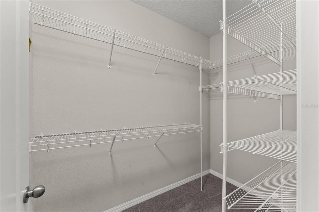 For Sale: $395,000 (3 beds, 2 baths, 1862 Square Feet)