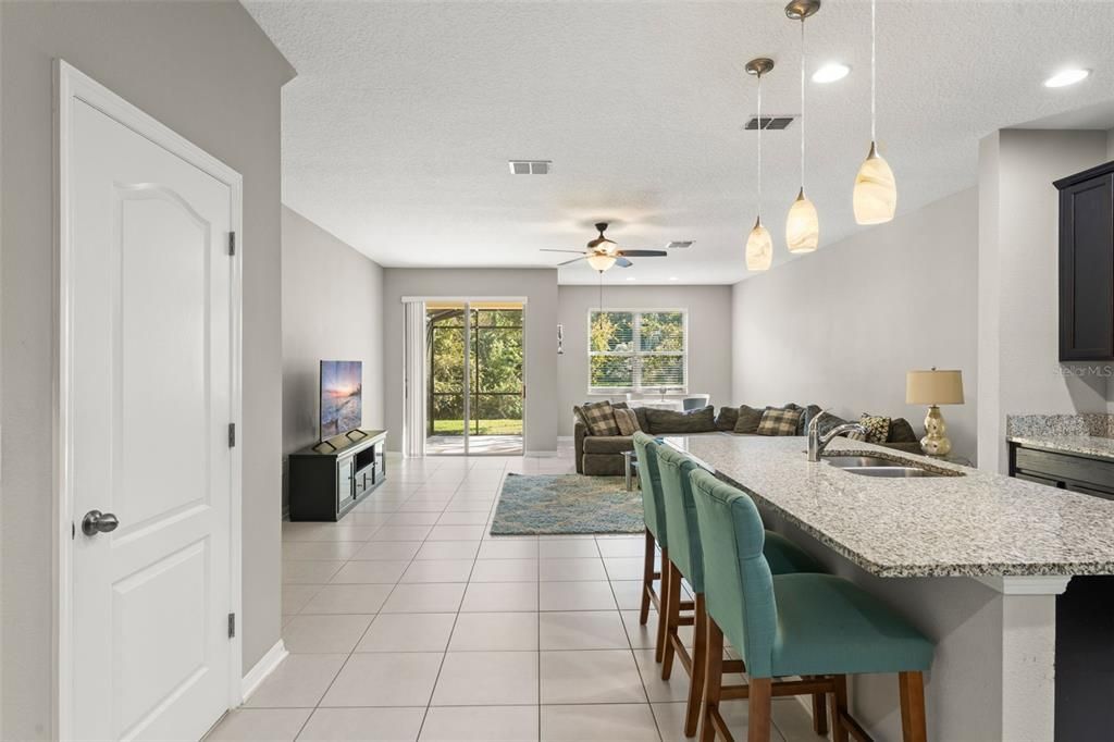 For Sale: $395,000 (3 beds, 2 baths, 1862 Square Feet)