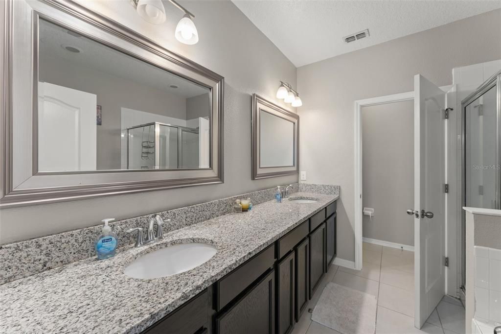 For Sale: $395,000 (3 beds, 2 baths, 1862 Square Feet)