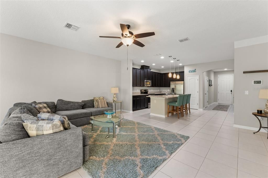 For Sale: $395,000 (3 beds, 2 baths, 1862 Square Feet)