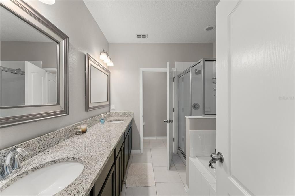 For Sale: $395,000 (3 beds, 2 baths, 1862 Square Feet)