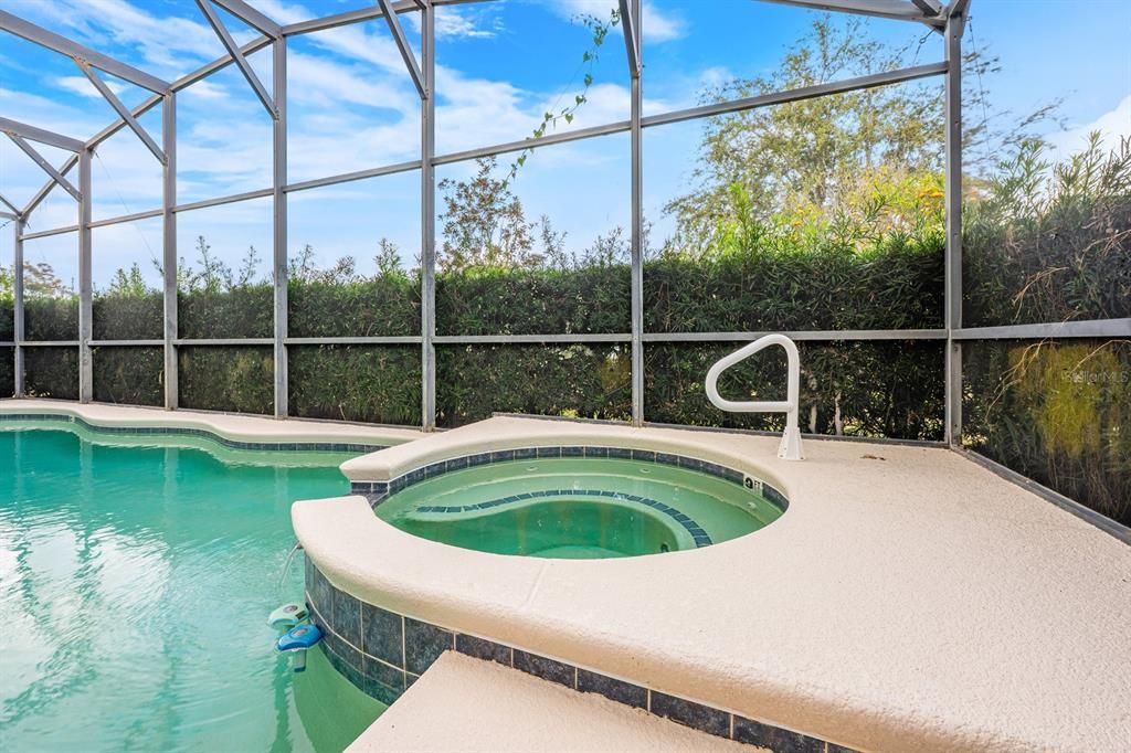 待售: $435,000 (5 贝兹, 3 浴室, 2345 平方英尺)