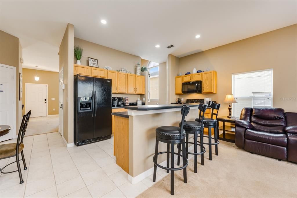 待售: $435,000 (5 贝兹, 3 浴室, 2345 平方英尺)