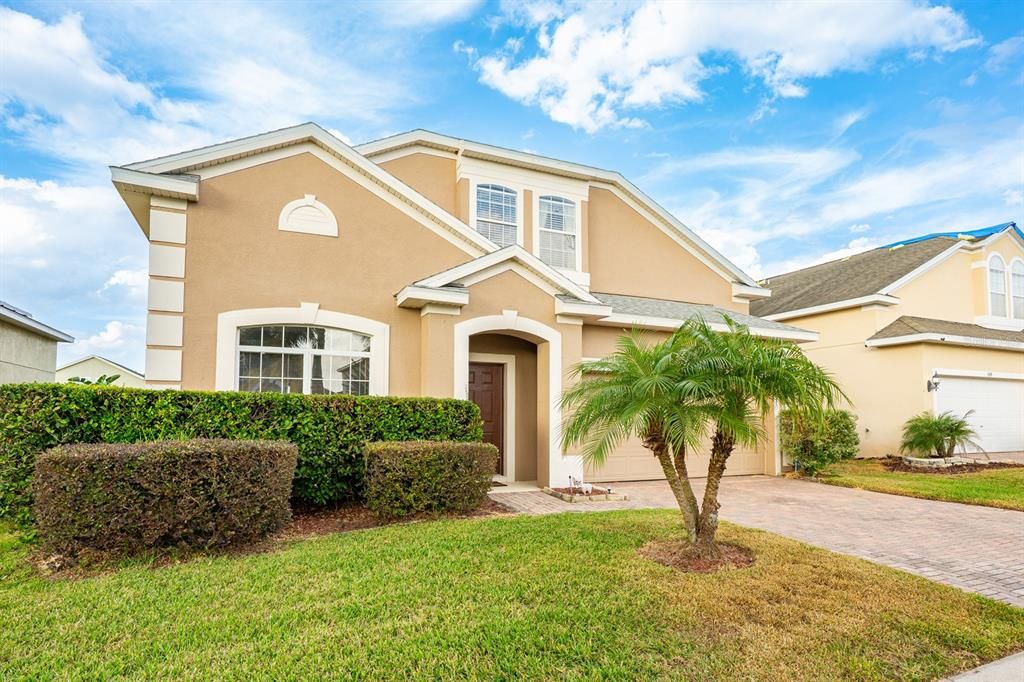 待售: $435,000 (5 贝兹, 3 浴室, 2345 平方英尺)