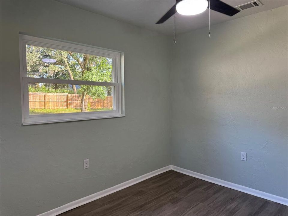 En Venta: $320,000 (8 camas, 0 baños, 1635 Pies cuadrados)