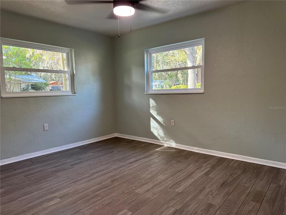 En Venta: $320,000 (8 camas, 0 baños, 1635 Pies cuadrados)