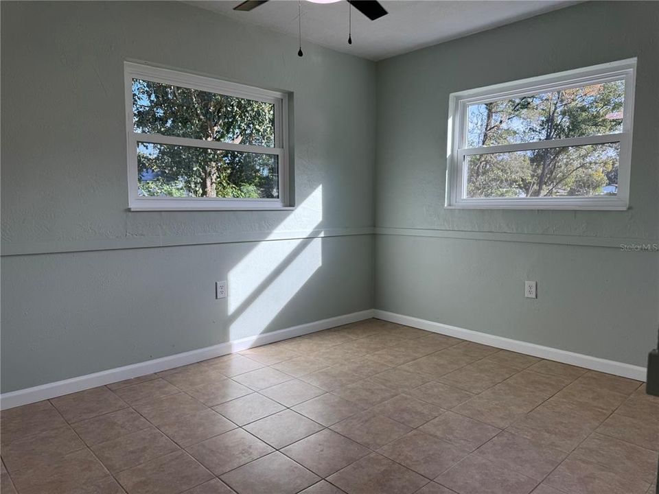 En Venta: $320,000 (8 camas, 0 baños, 1635 Pies cuadrados)