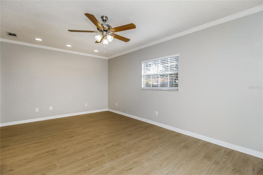 For Rent: $2,185 (3 beds, 2 baths, 1188 Square Feet)