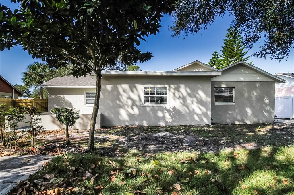 For Rent: $2,185 (3 beds, 2 baths, 1188 Square Feet)