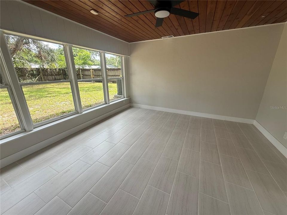 For Rent: $4,000 (3 beds, 2 baths, 1502 Square Feet)