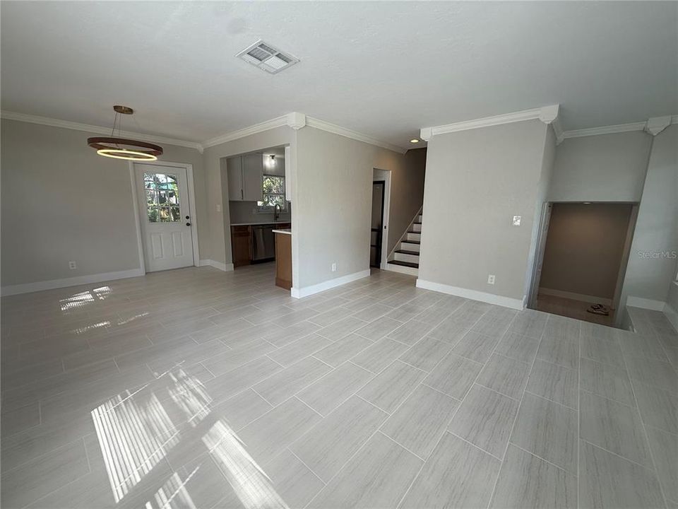 For Rent: $4,000 (3 beds, 2 baths, 1502 Square Feet)