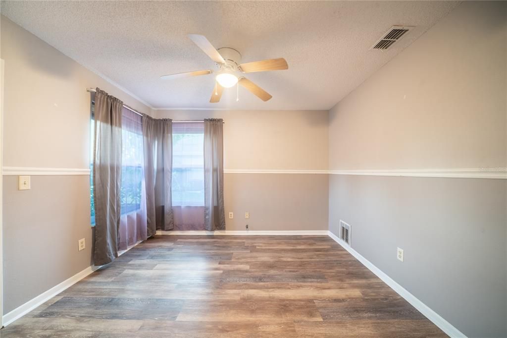 En Venta: $519,990 (3 camas, 2 baños, 1564 Pies cuadrados)