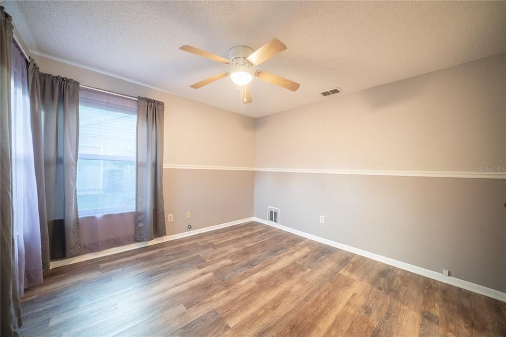 En Venta: $519,990 (3 camas, 2 baños, 1564 Pies cuadrados)