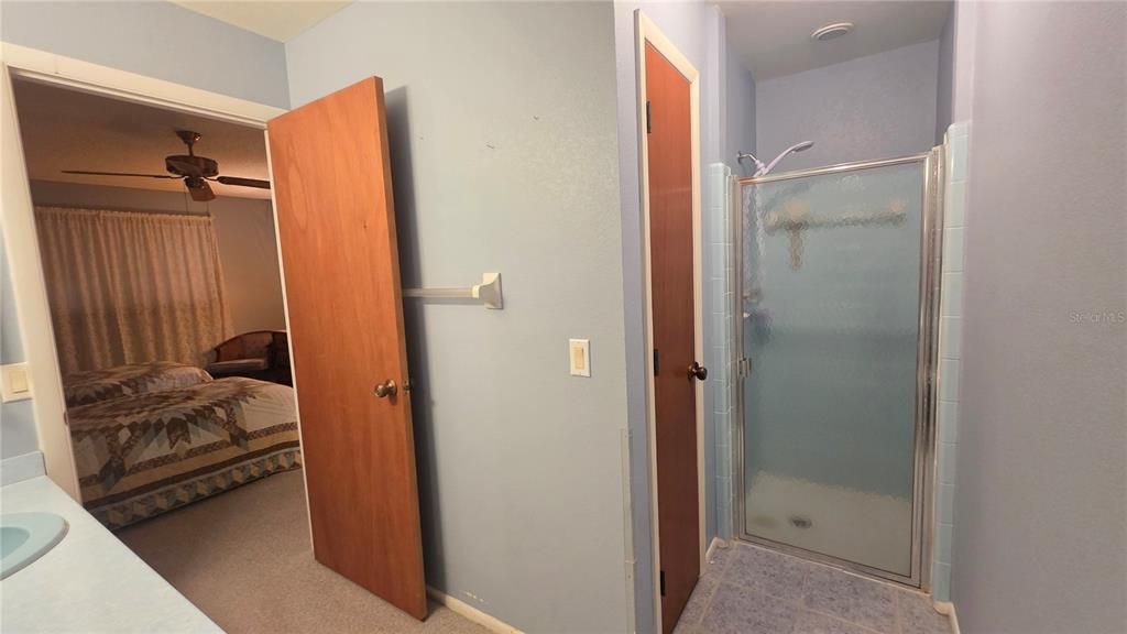 Active With Contract: $169,000 (2 beds, 2 baths, 1240 Square Feet)