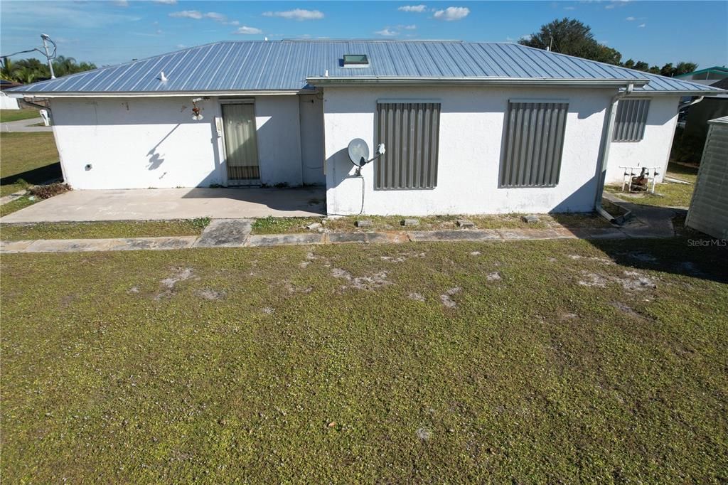 Active With Contract: $169,000 (2 beds, 2 baths, 1240 Square Feet)