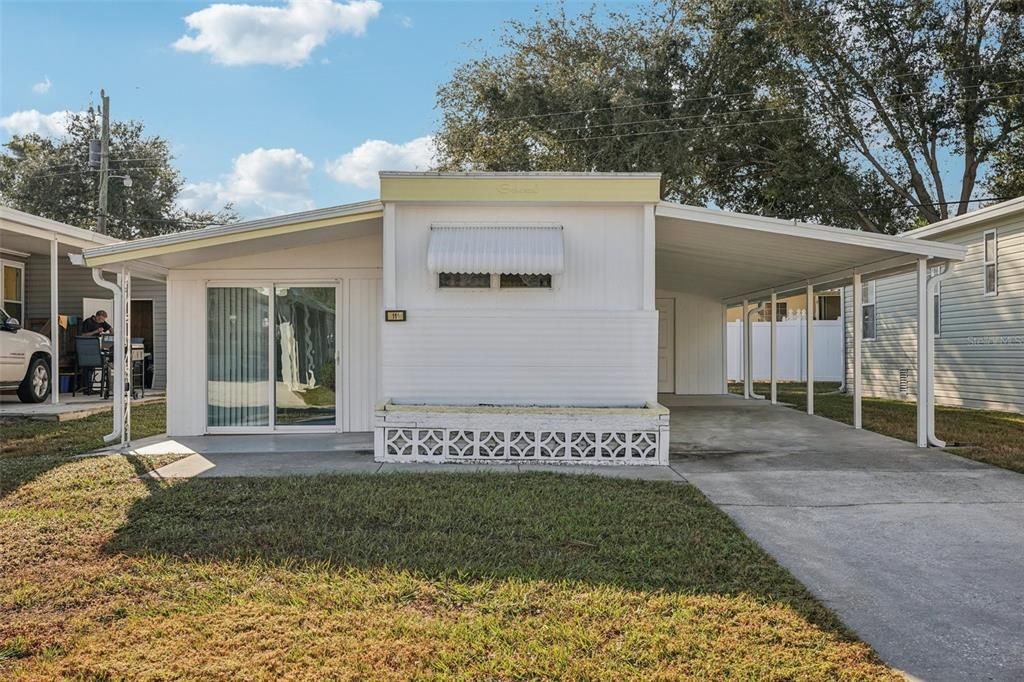 En Venta: $89,900 (3 camas, 2 baños, 890 Pies cuadrados)