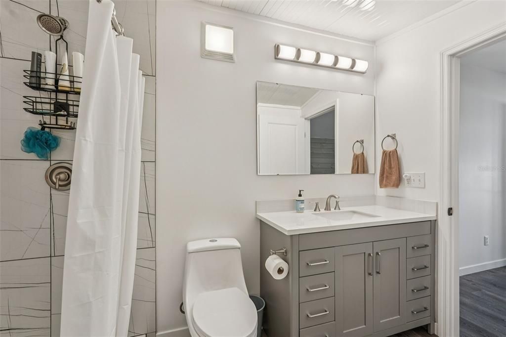 En Venta: $89,900 (3 camas, 2 baños, 890 Pies cuadrados)