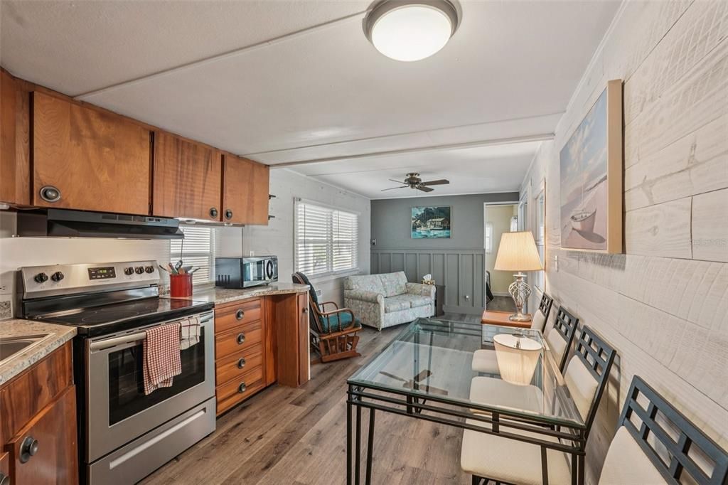 En Venta: $89,900 (3 camas, 2 baños, 890 Pies cuadrados)