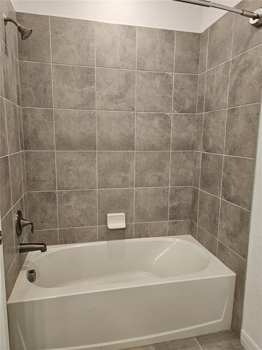 For Rent: $2,100 (2 beds, 2 baths, 1595 Square Feet)