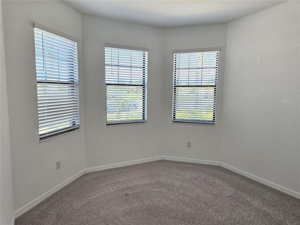 For Rent: $2,100 (2 beds, 2 baths, 1595 Square Feet)