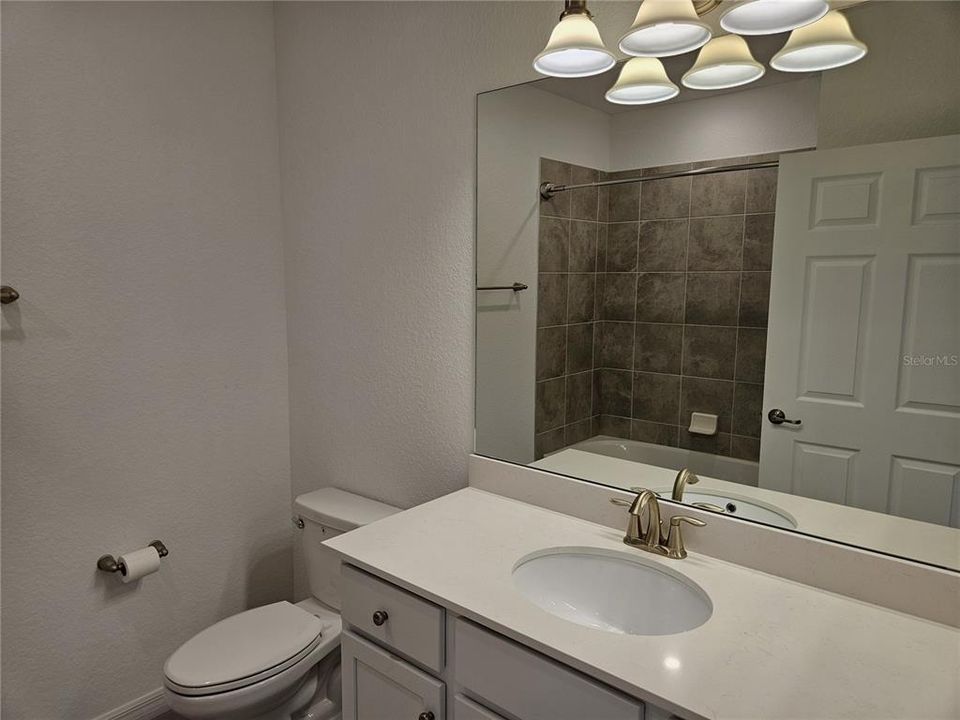 For Rent: $2,100 (2 beds, 2 baths, 1595 Square Feet)