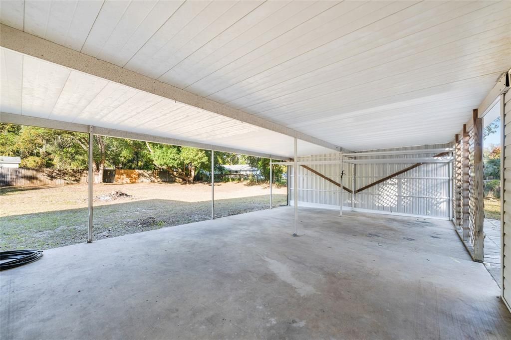 En Venta: $299,900 (3 camas, 2 baños, 1629 Pies cuadrados)