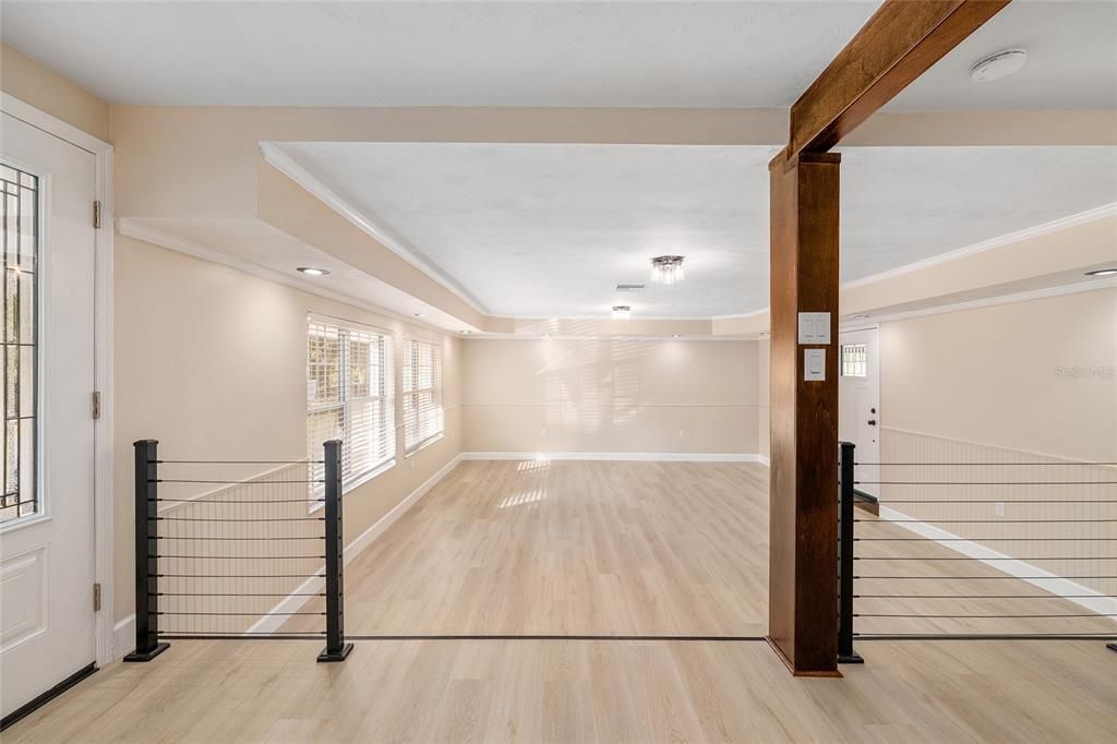 En Venta: $299,900 (3 camas, 2 baños, 1629 Pies cuadrados)