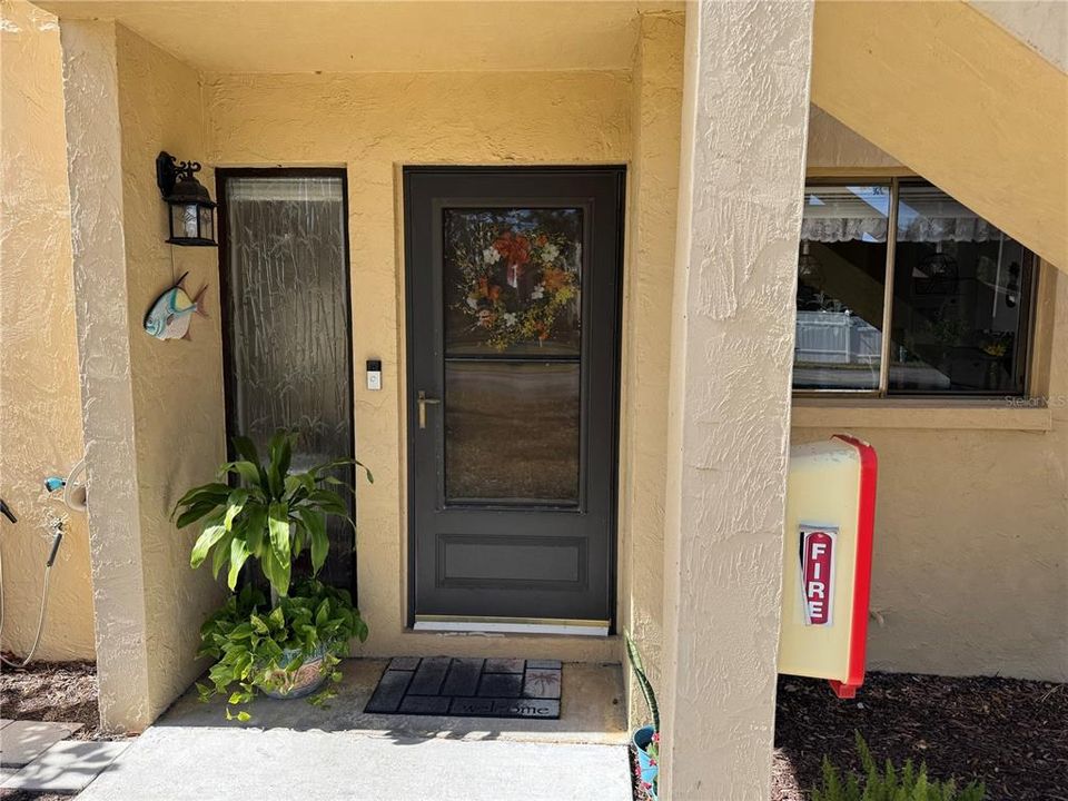 For Rent: $3,000 (2 beds, 2 baths, 1013 Square Feet)