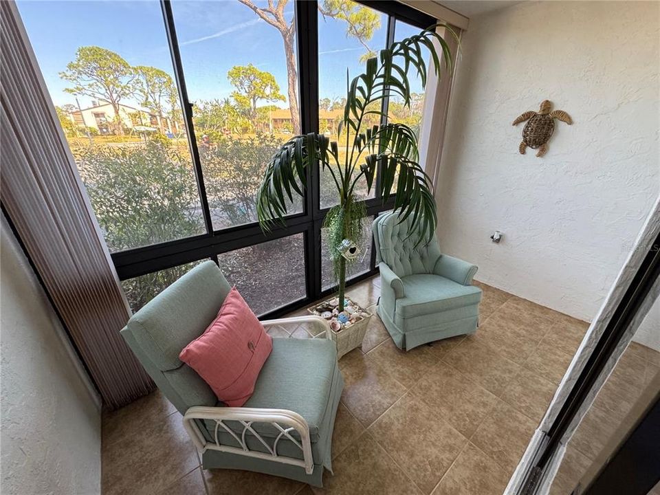 For Rent: $3,000 (2 beds, 2 baths, 1013 Square Feet)