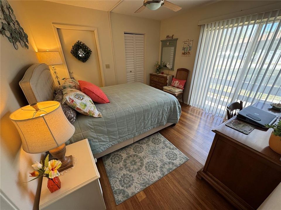 For Rent: $3,000 (2 beds, 2 baths, 1013 Square Feet)