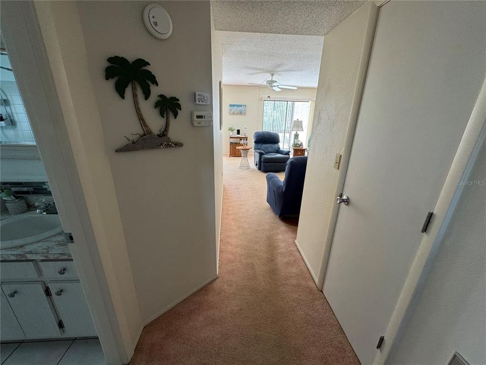 For Rent: $3,000 (2 beds, 2 baths, 1013 Square Feet)