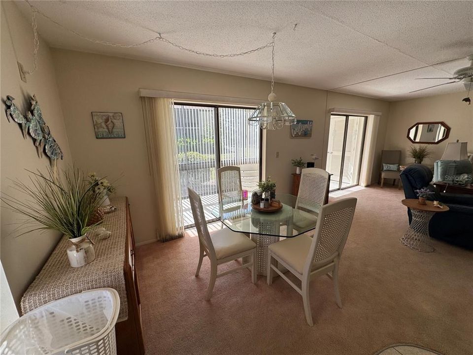 For Rent: $3,000 (2 beds, 2 baths, 1013 Square Feet)