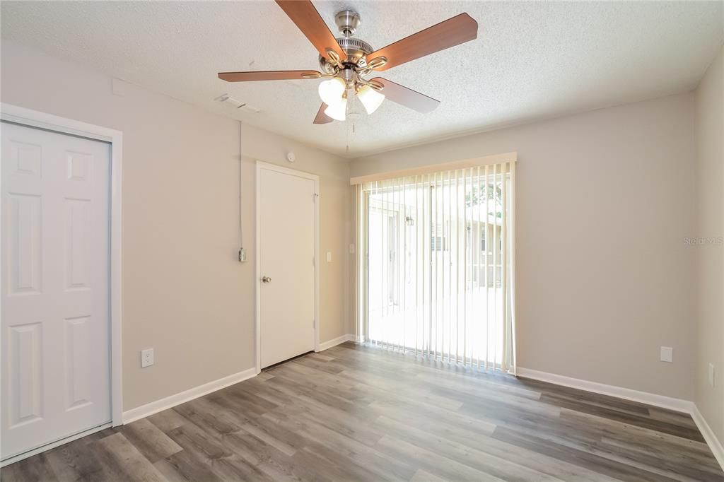 В аренду: $2,270 (4 спален, 2 ванн, 1657 Квадратных фут)