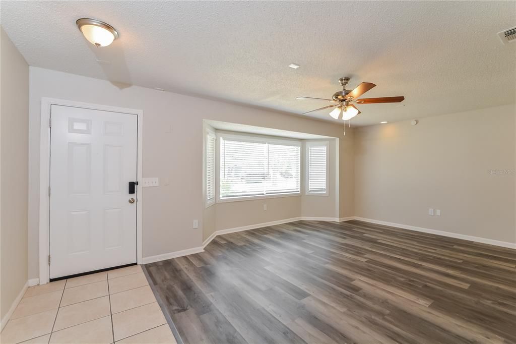 В аренду: $2,270 (4 спален, 2 ванн, 1657 Квадратных фут)