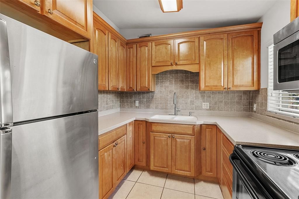 En Venta: $260,000 (3 camas, 2 baños, 1031 Pies cuadrados)