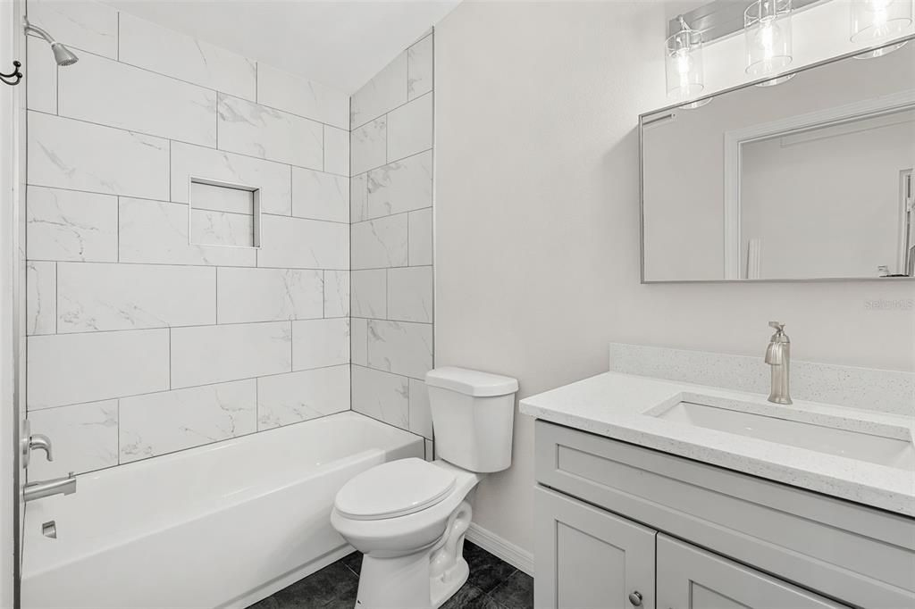 En Venta: $260,000 (3 camas, 2 baños, 1031 Pies cuadrados)