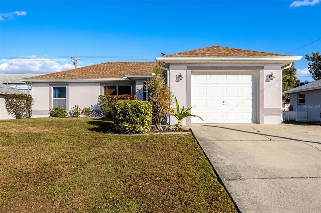 Activo con contrato: $250,000 (3 camas, 2 baños, 1134 Pies cuadrados)