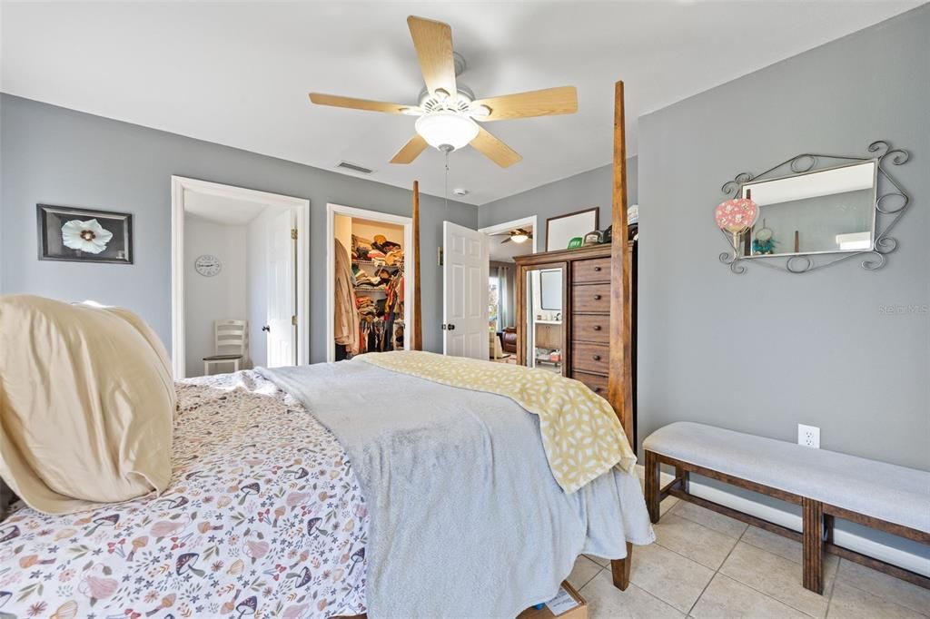 Activo con contrato: $250,000 (3 camas, 2 baños, 1134 Pies cuadrados)