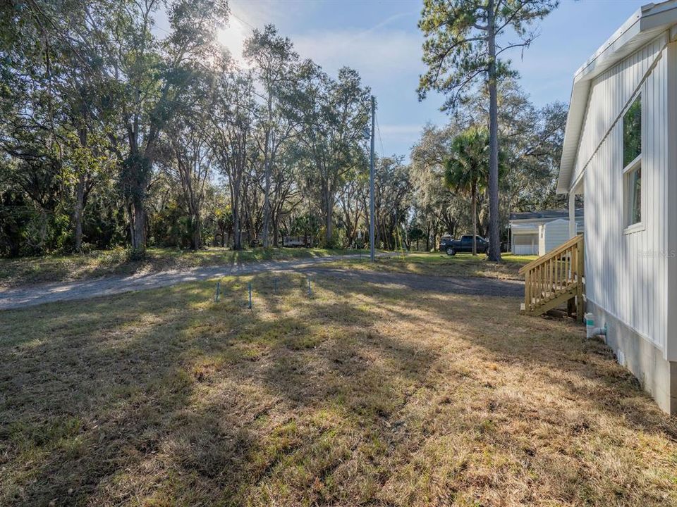 For Sale: $209,500 (3 beds, 2 baths, 936 Square Feet)