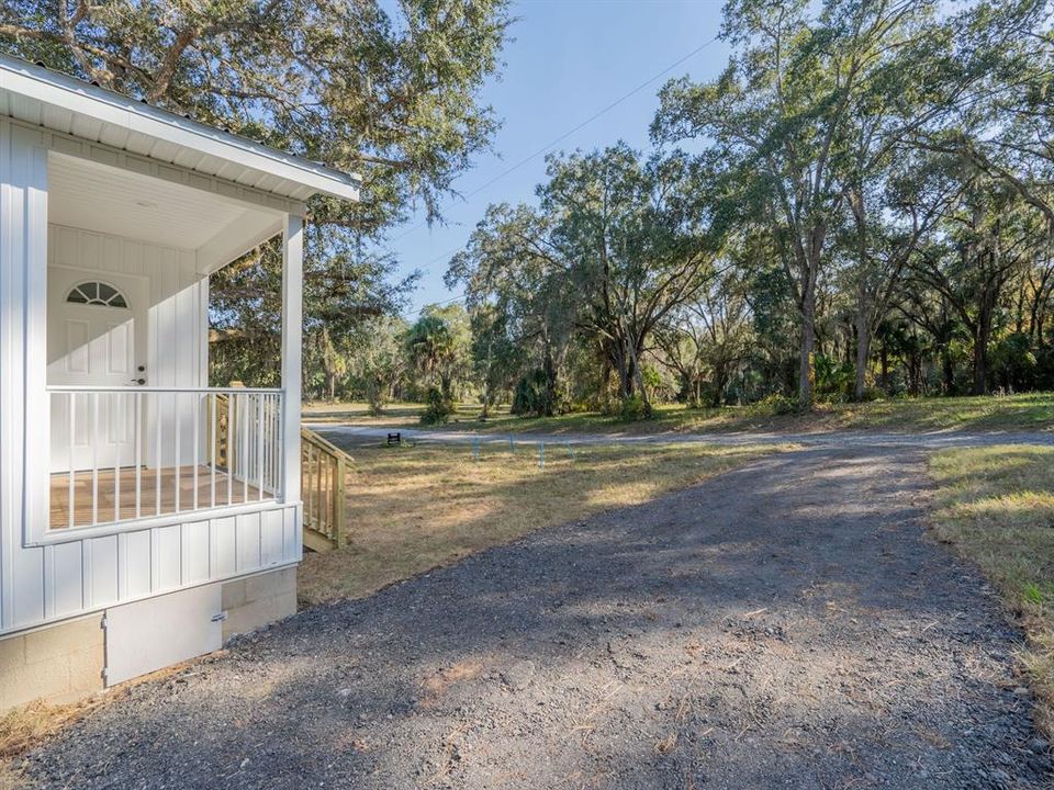 For Sale: $209,500 (3 beds, 2 baths, 936 Square Feet)